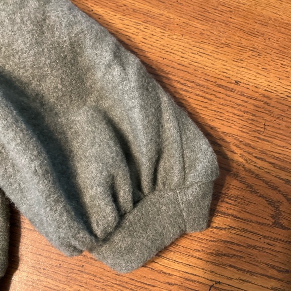 Everleigh Women’s Sweater - Picture 4 of 5